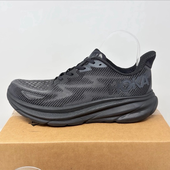 HOKA Clifton 9 Men’s 9.5 D Black Running Shoe Sneaker Lightweight - Picture 3 of 16